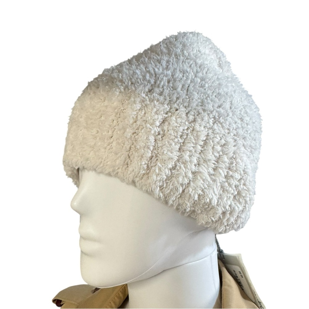 Barefoot dreams cozychic heathered beanie almond pearl - Picture 2 of 3